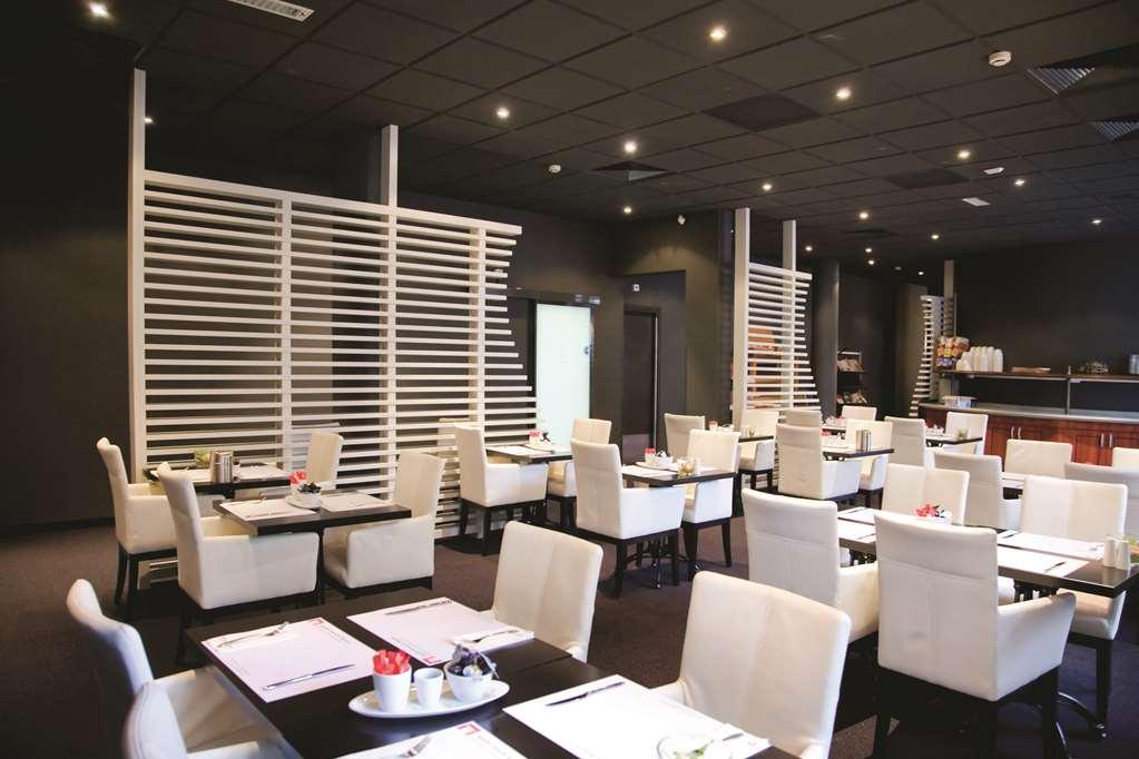 Leonardo Hotel Breda City Center Ресторан фото
